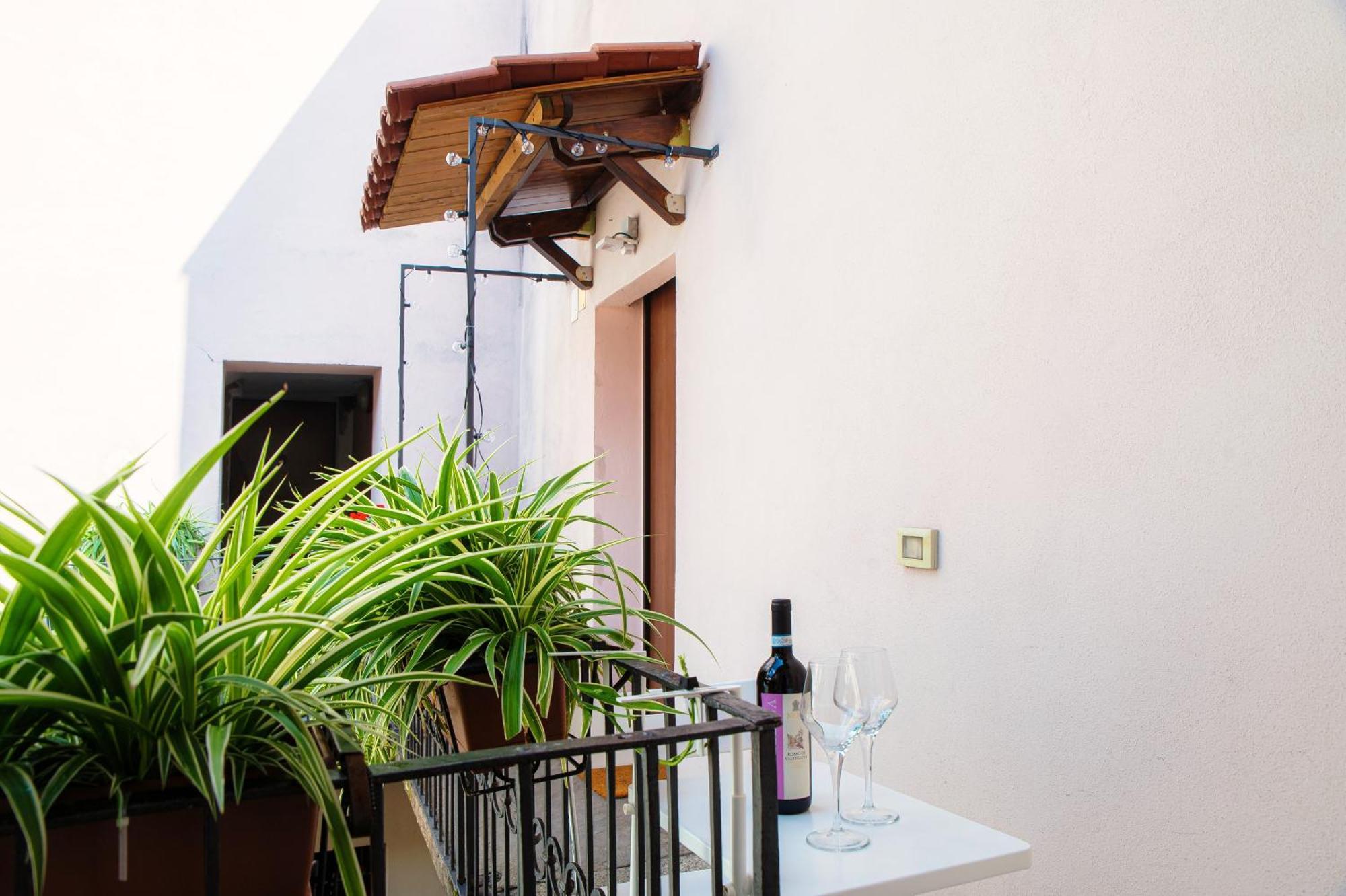 Апартаменты Casa Giulini - The House Of Travelers Комо Экстерьер фото